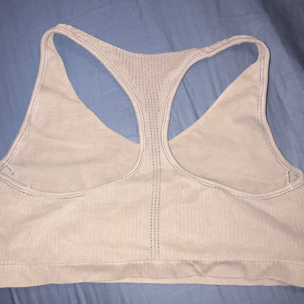 Grey Athleta Sports Bra - Quick dry material